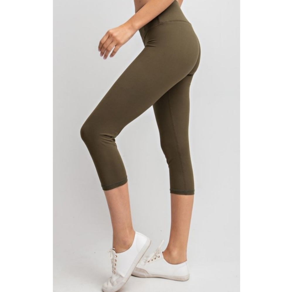 FINAL SALE 🆕🌿HIGH WAISTED YOGA LEGGINGS🌿